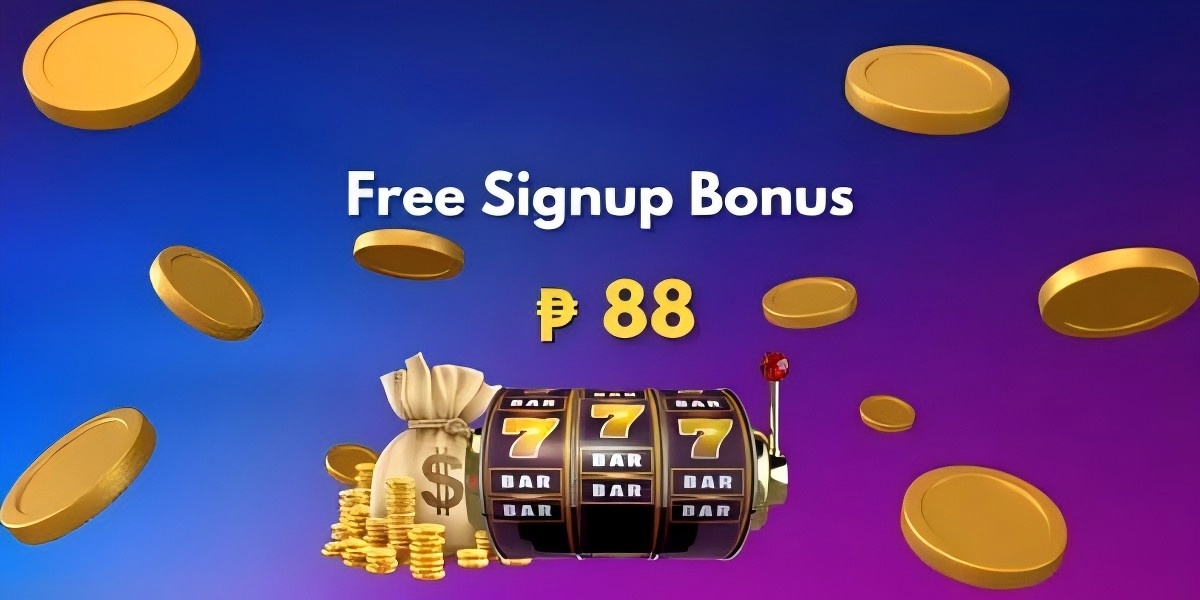 Free signup bonus banner: slot machine showing triple sevens beside a money bag and gold coins
